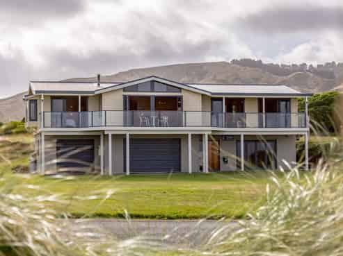 12 Beach Road, Te Wharau