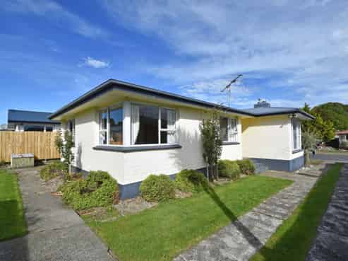 11 Roseburn Place, Hargest