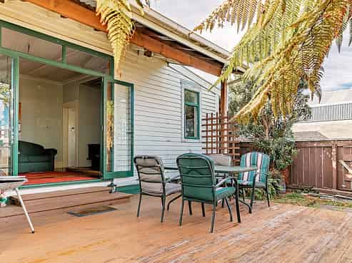 8 Fonblanque Street, Westport