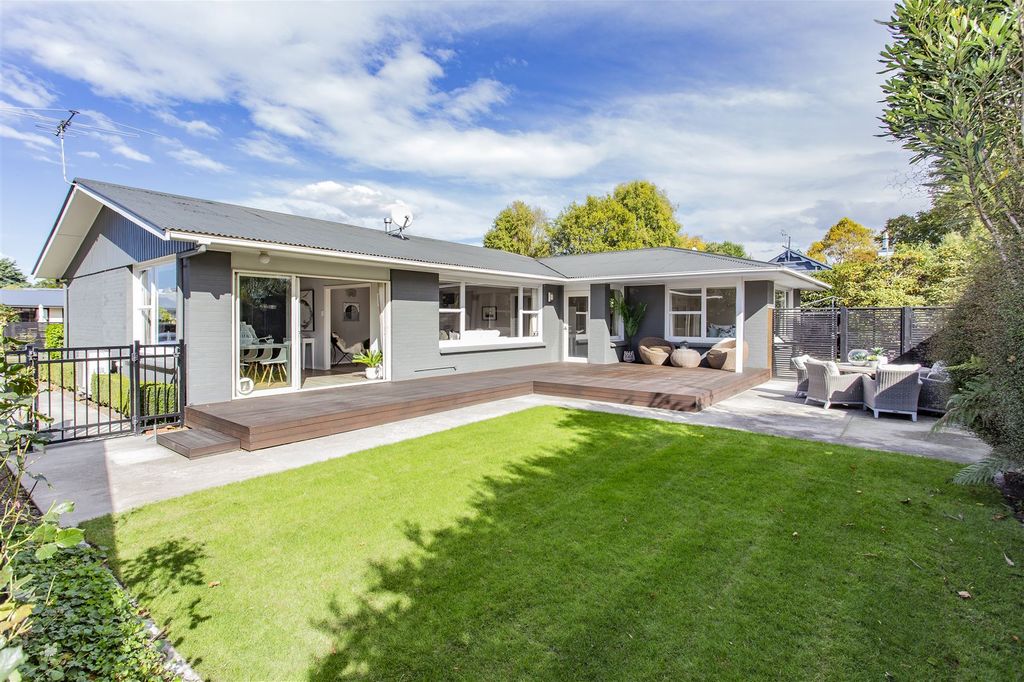 Property value 10 Chislehurst Place, Bryndwr realestate.co.nz