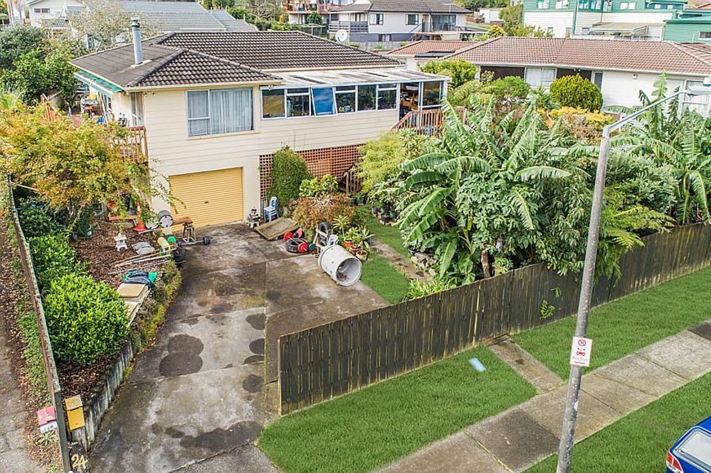 Property value 24 Aberfeldy Avenue, Highland Park realestate.co.nz
