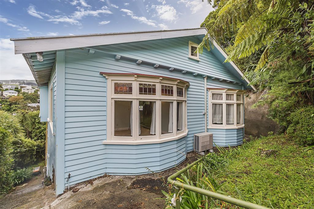 Property value 73 Sefton Street, Wadestown realestate.co.nz