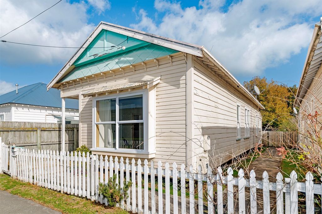 Property value 202 Kahutia Street, Gisborne realestate.co.nz