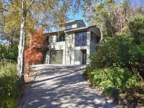 6 Cove Street, Roseneath