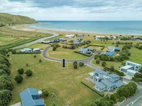 9 Shoal Beach Road, Central Hawkes Bay Coastal