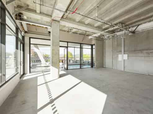 Waikumete Road retail