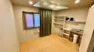 Open gallery