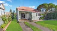 Open gallery