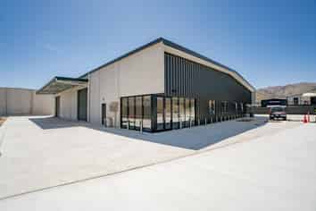 Go large in Cromwell