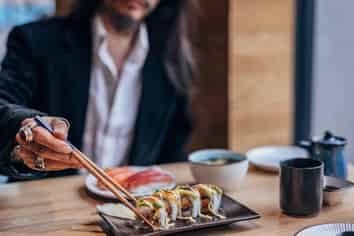 Franchise Sushi Takeaway, 5 Days Only, Weekends Free - (CML 10333)