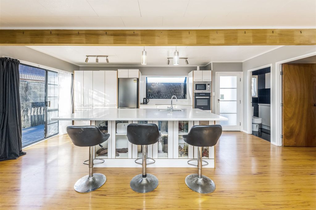 Property value 7 Anglers Way, Wattle Downs realestate.co.nz