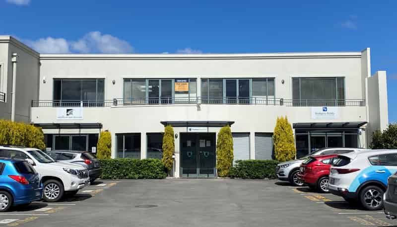 32C Sheffield Crescent, Burnside