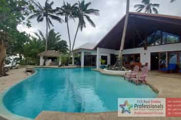 FIJIAN PARADISE + HOTEL LICENSE (FOR $ INCOME)!