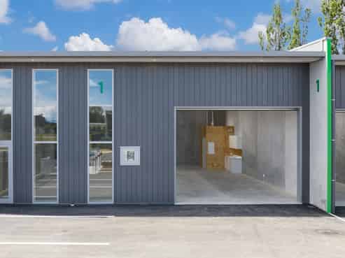 The Cube on Queen - Commercial Units