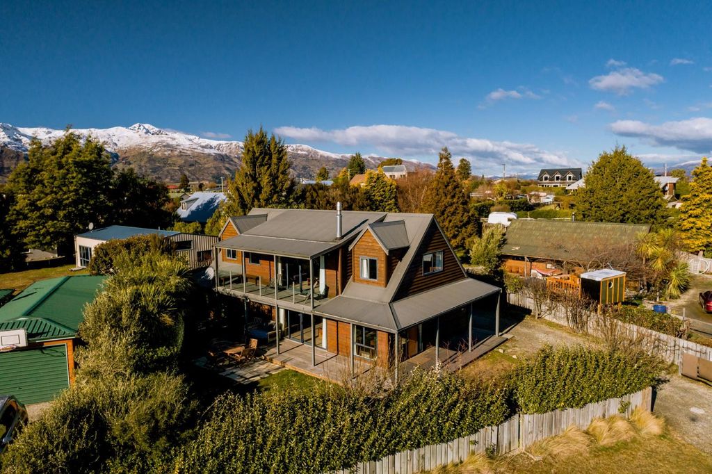 Property value 4 Parry Crescent, Lake Hawea realestate.co.nz