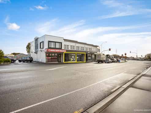 Te Atatu Retail - Incentives offered!!