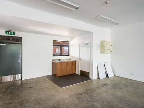 Te Atatu Retail - Incentives offered!!