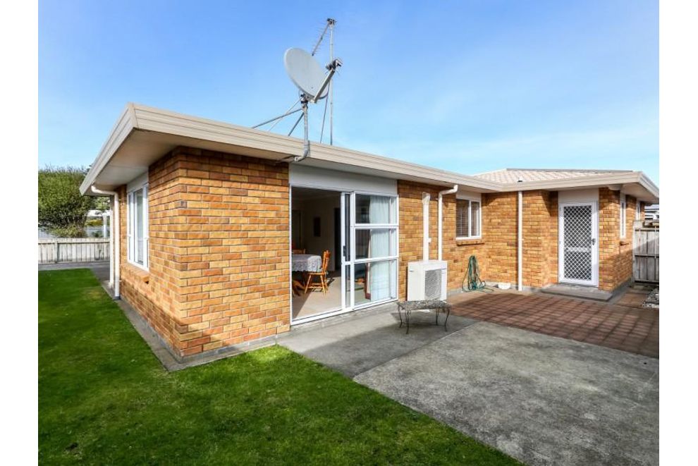 2/4 Normanby Street, Fitzroy, New Plymouth, Taranaki, 4312 For Sale