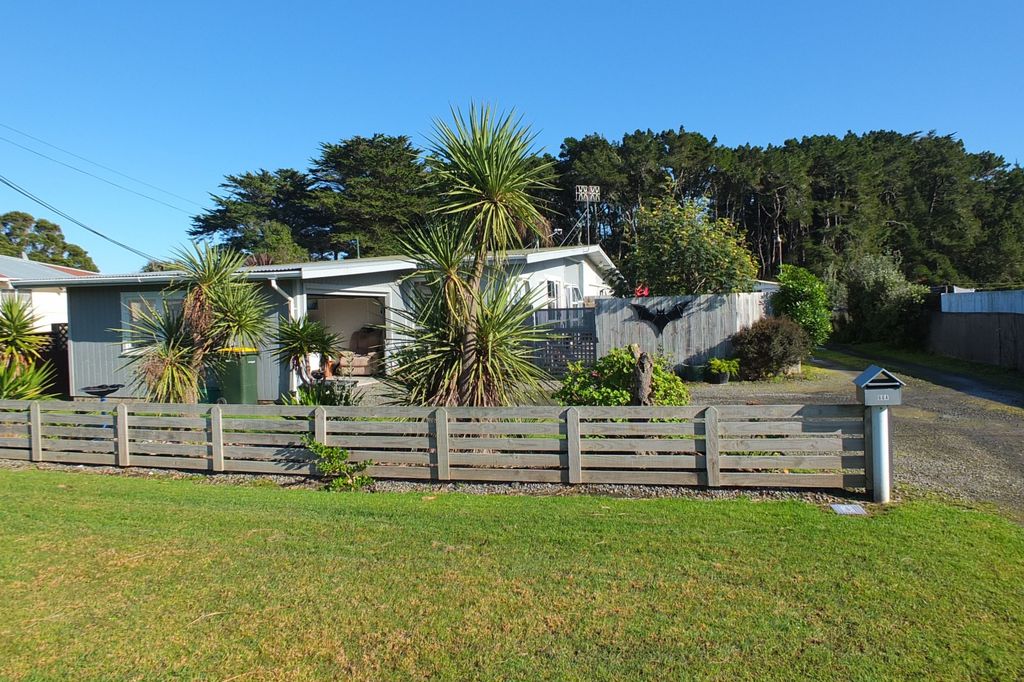 Property value 66A Nash Parade, Foxton Beach realestate.co.nz