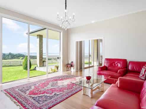 125 Tuparekura Road, Helensville
