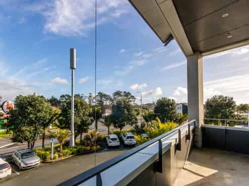Prestigious Space in Upmarket Complex
