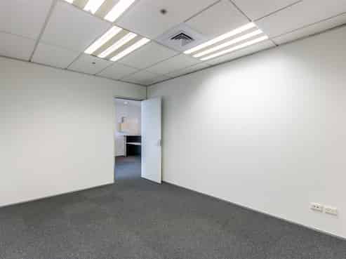 Prestigious Space in Upmarket Complex