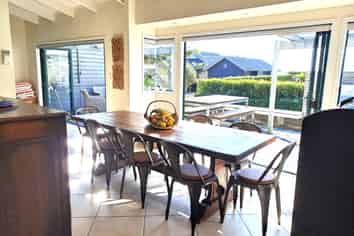 107 Omara Place , Matarangi