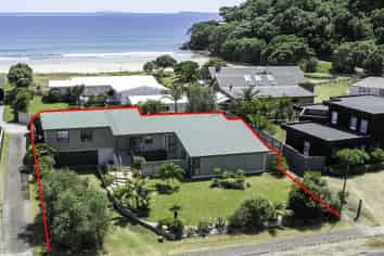 107 Omara Place , Matarangi