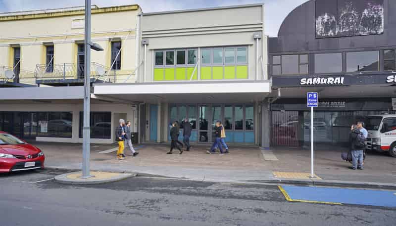 325 Victoria Street, Hamilton Central