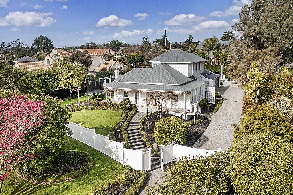 Property value 1 Almond Grove, Greenhithe realestate.co.nz