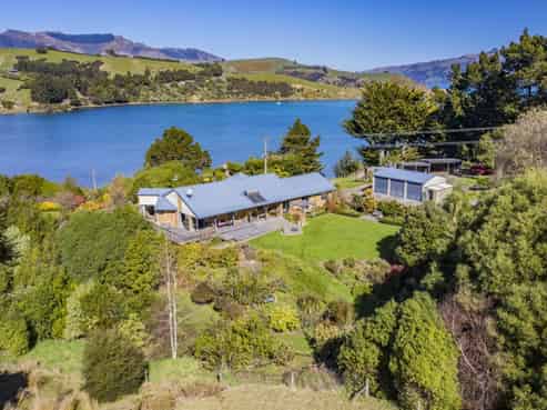 1 School Road, Robinsons Bay