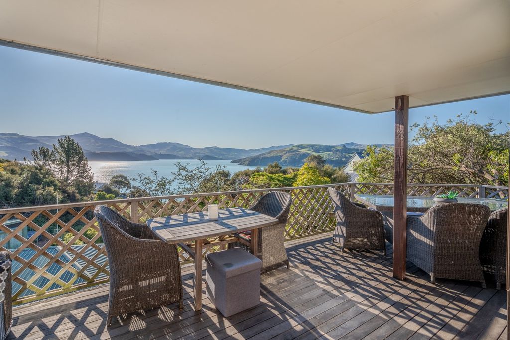 Property value 40 Onuku Road, Akaroa realestate.co.nz