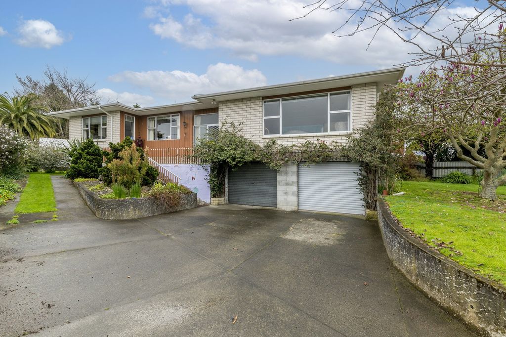 Property value 4 Kennedy Drive, Levin realestate.co.nz