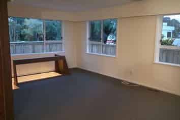 Flat 1/21 Olivia Crescent, Tawa