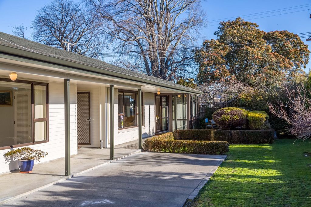 Property value 13 Jellicoe Street, Greytown realestate.co.nz