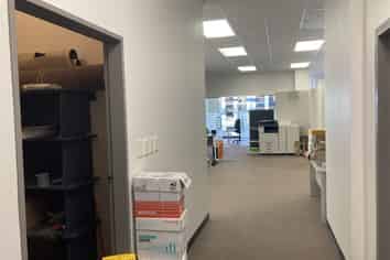 Great North Facing Retail Strip