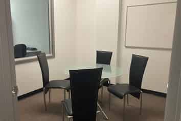 Great North Facing Retail Strip