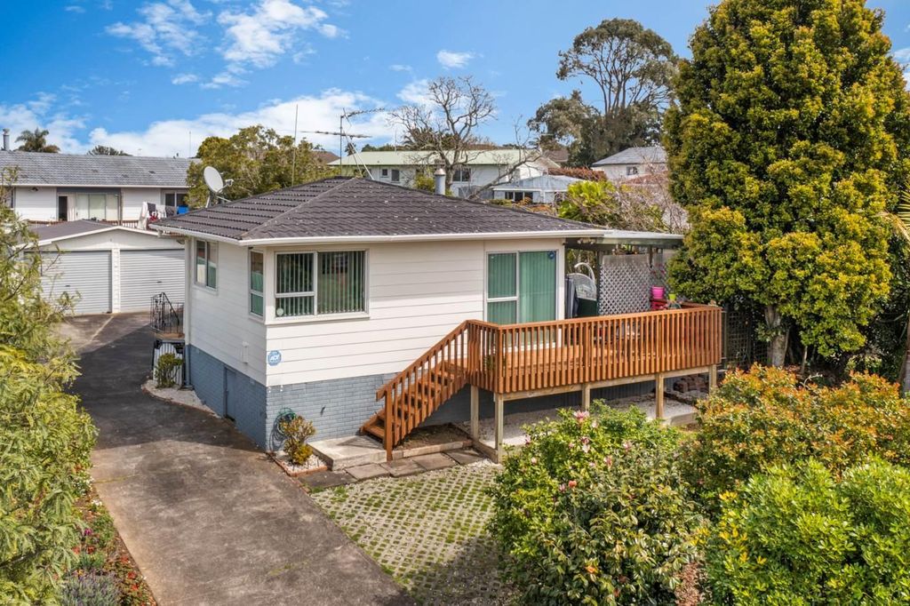 Property value 13 Blanche Way, Half Moon Bay realestate.co.nz