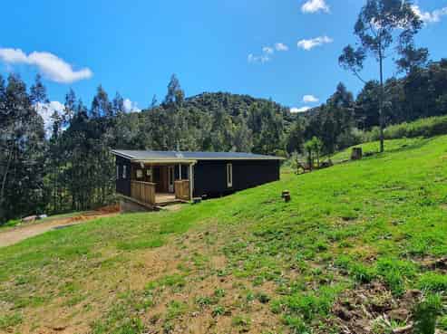 101 Peria Road, Peria