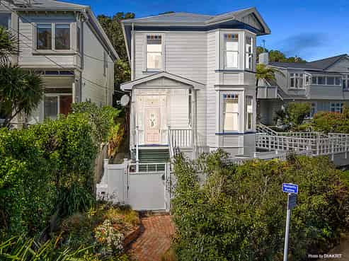 144 Kelburn Parade, Kelburn