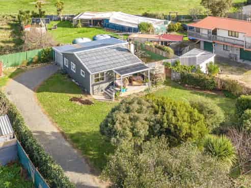 1929 Parewanui Road, Parewanui/Scott's Ferry