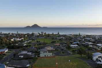 12 Island View Heights, Coastlands