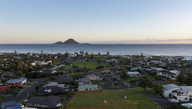 12 Island View Heights, Coastlands