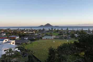 12 Island View Heights, Coastlands