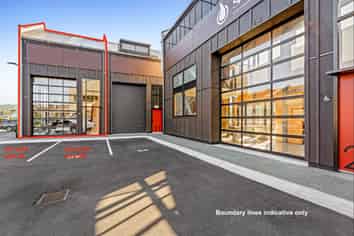 Unit 20 - ideal display and warehouse unit