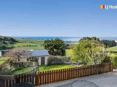 308 Highcliff Road, Highcliff