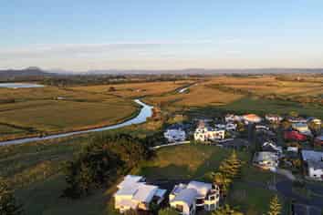 18 Island View Heights, Coastlands