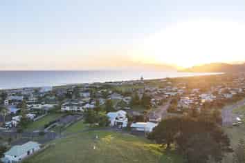 18 Island View Heights, Coastlands