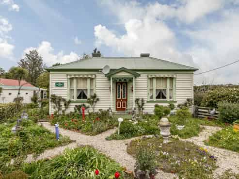 5 Charles Street, Waddington