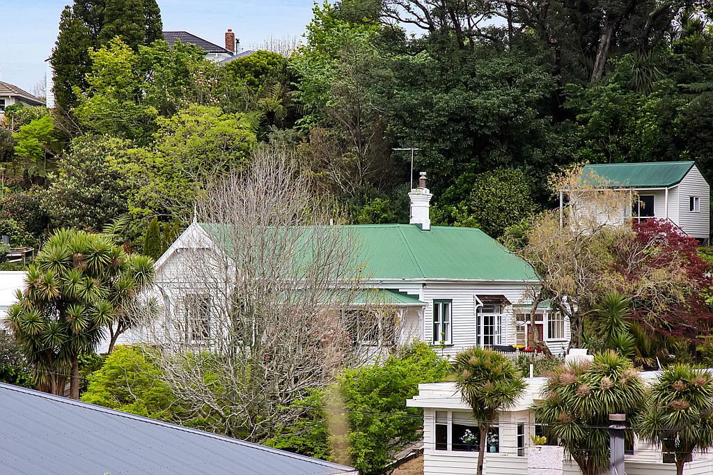 Property value 16 Bracken Street, New Plymouth Central realestate.co.nz